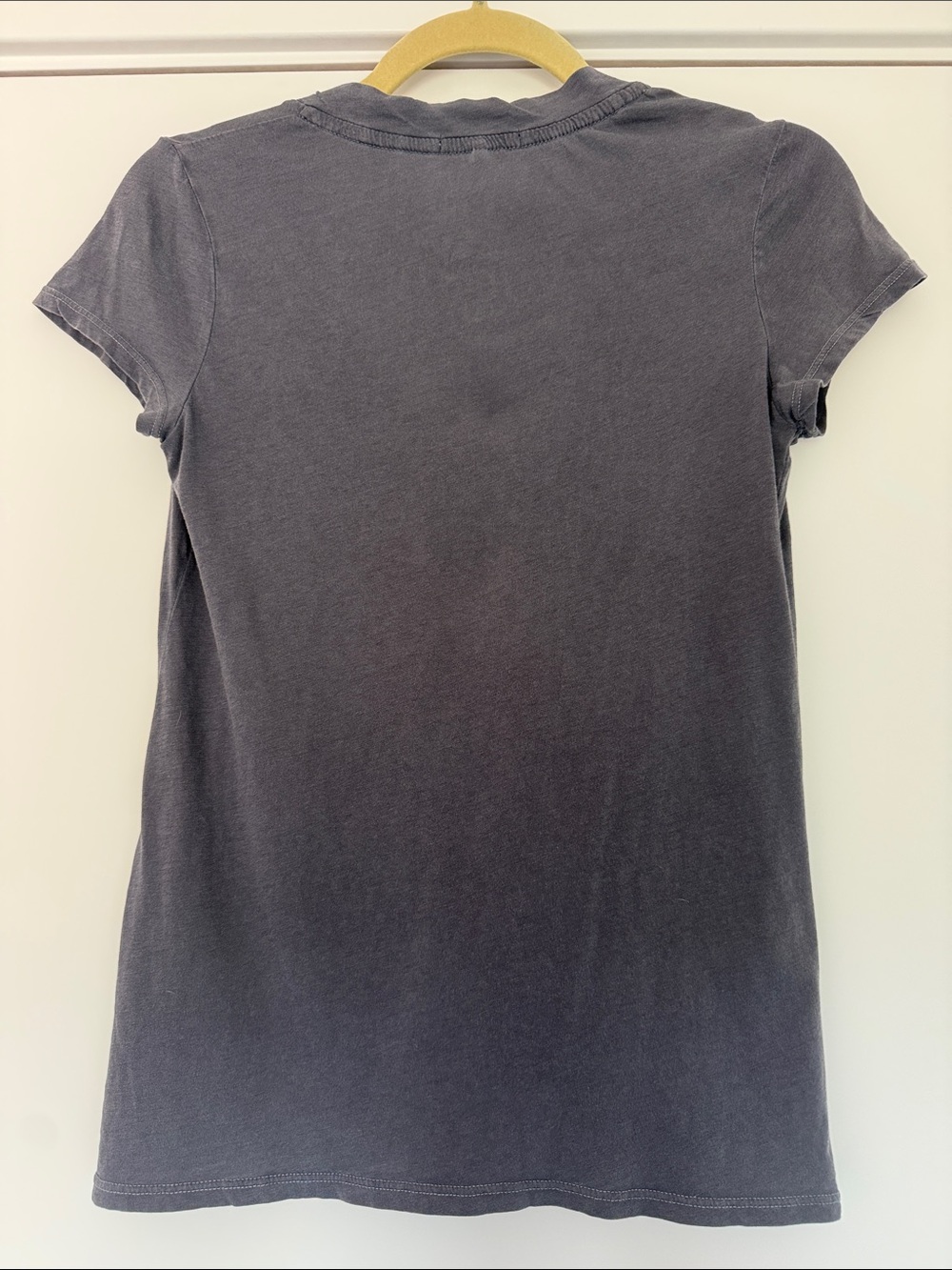 Standard James Perse V Neck Women’s 100% Cotton Tshirt - Picture 2 of 7